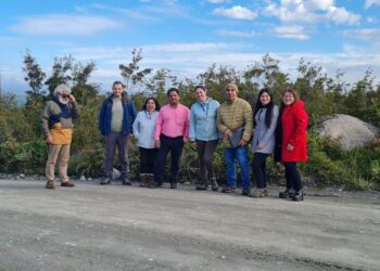 Seremi de Vivienda se reunió con dirigentes y autoridades de Melinka para impulsar la gestión sectorial en esa comuna
