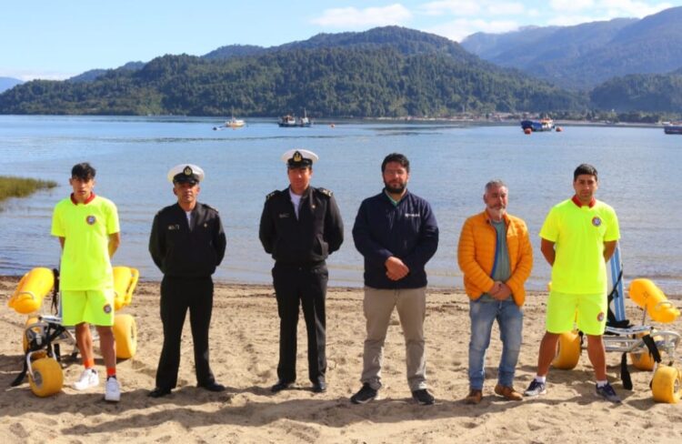 Puerto Cisnes: autorizan funcionamiento de única playa apta para el baño en la región