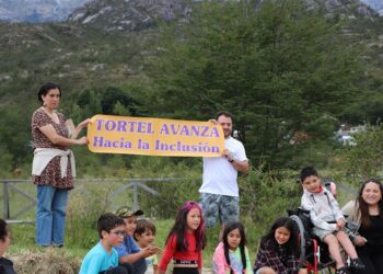 Alcalde Abel Becerra Vidal da el vamos a proyecto FONAPI “Tortel avanza hacia la inclusión”.