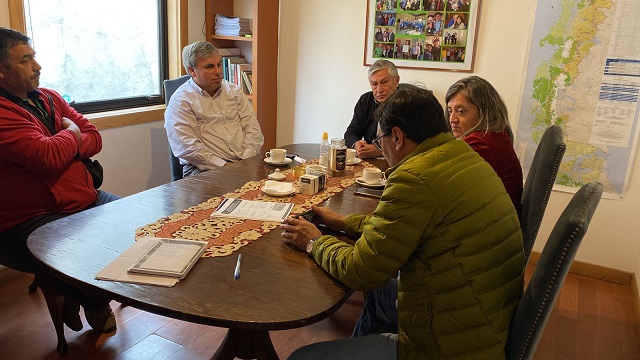 Sandoval se reúne con representantes de gremios productivos para enfrentar en conjunto problemas en materia de conectividad