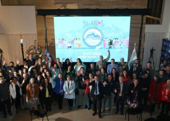 30 años del Gobierno Regional: Gobernadora Andrea Macías realiza Cuenta Pública y homenajea a ex Intendentes e Intendentas