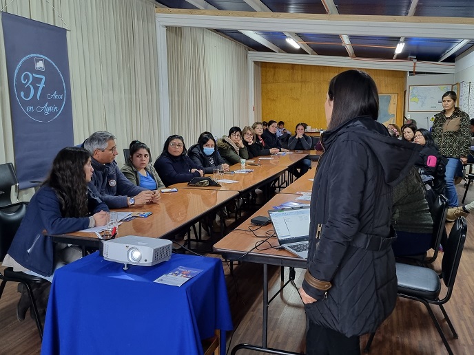 En Puerto Chacabuco realizan conversatorio y exámenes médicos enfocados en prevención del cáncer