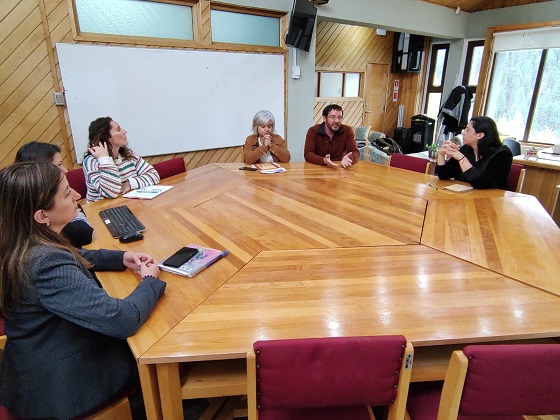 Convenio entre Medio Ambiente y MINVU beneficiará con proyecto piloto a familias de Puerto Aysén y Cochrane