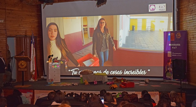 Mujeres son bienvenidas al programa 4 a 7 por SernamEG y Municipalidad de Chile Chico