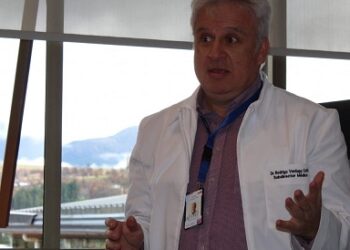 Cirujano Pediatra y Subdirector de Gestión Asistencial del Servicio de Salud entrega recomendaciones por enfermedades respiratorias