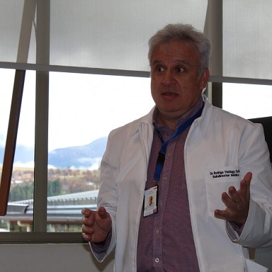 Cirujano Pediatra y Subdirector de Gestión Asistencial del Servicio de Salud entrega recomendaciones por enfermedades respiratorias