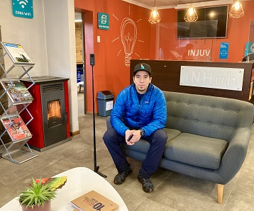 El joven que da a conocer a la Patagonia con Google Maps, Claudio Garrido Mansilla