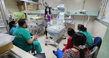 Nueva tecnología y equipos especializados llegaron a reforzar la atención neonatal del HRC