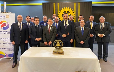 ROTARY CLUB COYHAIQUE REALIZÓ TRANSMISIÓN DE MANDO CON LEMA “CREAR ESPERANZA EN EL MUNDO”