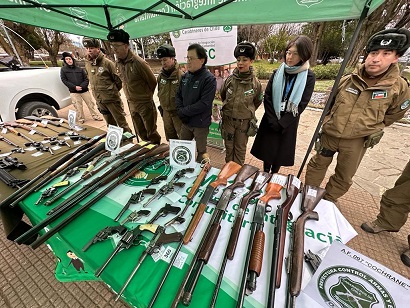 Carabineros Aysén recibe cuatro vehículos destinados a Autoridad Fiscalizadora y recupera 91 armas de fuego en 1er semestre de 2023