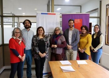 FIRMA DE CONVENIO SLEP AYSÉN Y SERNAMEG PERMITE AVANZAR EN EQUIDAD DE GÉNERO