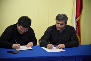 Río Ibáñez valida actualización de Plan Municipal de Cultura y firma Agenda de Desarrollo Cultural Comunal