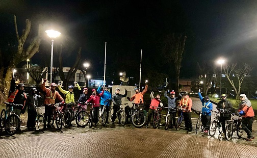 INJUV Aysén junto Cicleayque dan inicio al Mes de las Juventudes con significativa cicletada