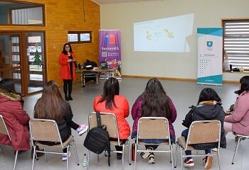 Programa 4 a 7 perfecciona sus conocimientos sobre competencias socioemocionales