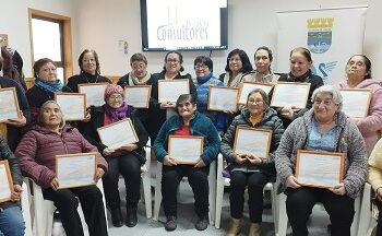 En Puyuhuapi concluyen talleres dirigidos a Mujeres y Adultos Mayores: ambas iniciativas apoyadas por el Gobierno Regional
