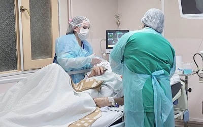 Septotomía endoscópica: Una nueva solución médica para los usuarios del HRC