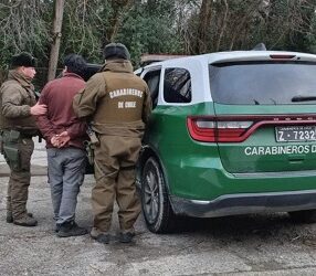 En un rápido actuar Carabineros de Puerto Aysén allanó tres domicilios y detuvo a tres sujetos por robo con violencia