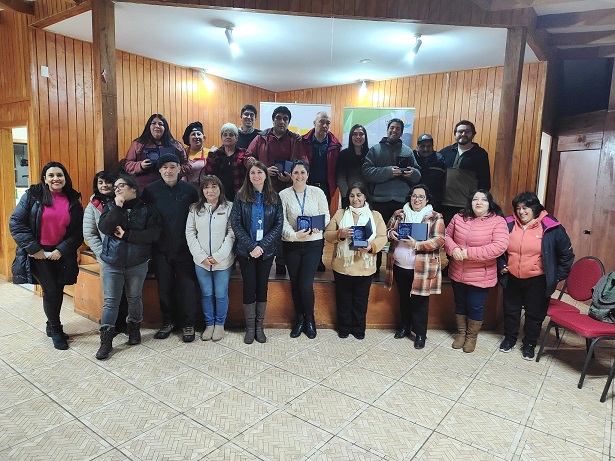 Dirigentes/as de Villa Amengual valoraron encuentro organizado por el Ministerio de Vivienda