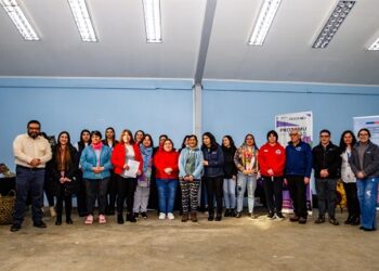 GOBIERNO EN TERRENO TRASLADÓ SERVICIOS  PÚBLICOS HASTA PUERTO CISNES