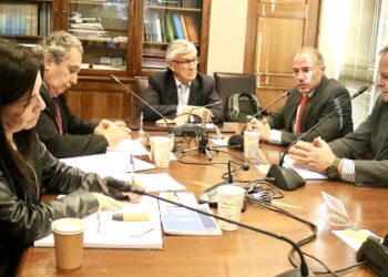 Comisión de Adulto Mayor y Discapacidad retoma su trabajo legislativo y será presidida por senador Sandoval hasta marzo de 2024