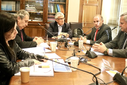 Comisión de Adulto Mayor y Discapacidad retoma su trabajo legislativo y será presidida por senador Sandoval hasta marzo de 2024