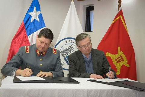 MOP Y EJÉRCITO DE CHILE FIRMAN CONVENIO DE COLABORACIÓN EN LAS ÁREAS DE RECURSOS HÍDRICOS Y GLACIARES EN LA REGIÓN DE AYSÉN
