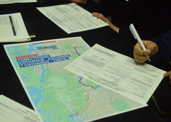 Con diálogos ciudadanos recogen necesidades de conectividad aérea en Cochrane y Caleta Tortel