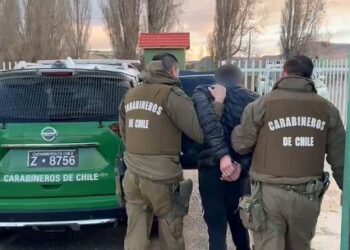Carabineros del OS-7 y Retén El Blanco detuvo a pasajero de bus por tráfico y sacan de circulación más de $6 millones en drogas