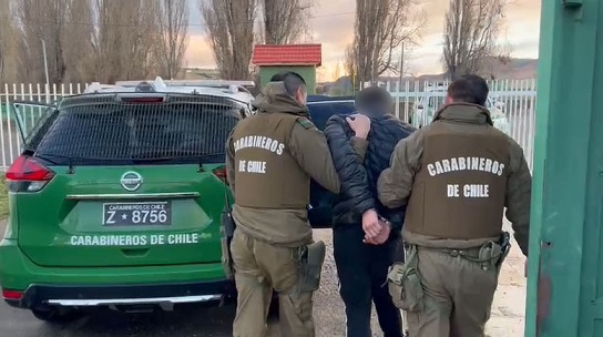 Carabineros del OS-7 y Retén El Blanco detuvo a pasajero de bus por tráfico y sacan de circulación más de $6 millones en drogas