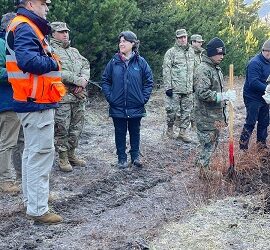 Brigadistas forestales del Ejército reciben instrucción y entrenamiento para el combate de incendios