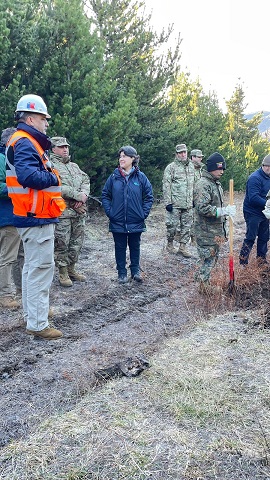 Brigadistas forestales del Ejército reciben instrucción y entrenamiento para el combate de incendios