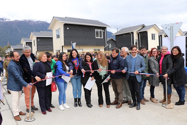 Cincuenta familias de Puerto Aysén abrieron este Domingo las Puertas de su Casa propia