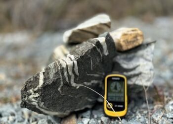 Programa FNDR de Minería Aysén presenta iniciativa de rocas ornamentales