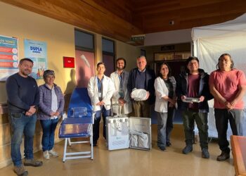 Hospital de Puerto Cisnes recibe equipo dental móvil que reforzará las rondas médicas en postas del Litoral