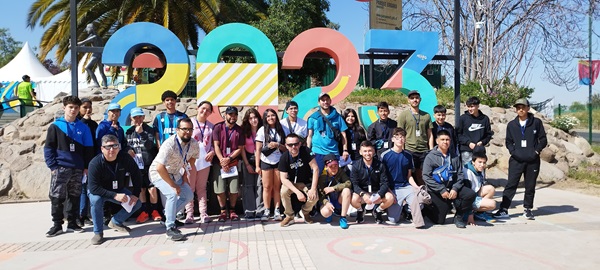 Estudiantes de Aysén estuvieron presentes en Juegos Panamericanos Santiago 2023 alentando a deportistas nacionales y regionales