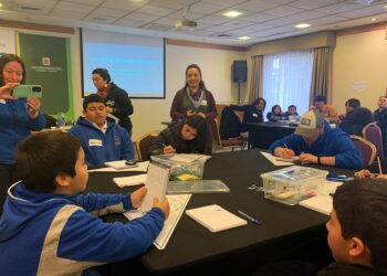 Estudiantes profundizan en problemáticas regionales mediante la ciencia e innovación