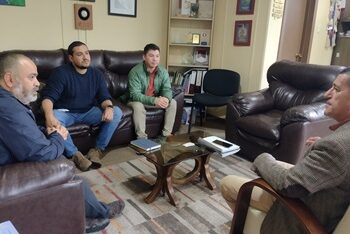 Alcalde Uribe y nuevo director del Cesfam generan alianza para trabajar en conjunto por la salud de Aysén
