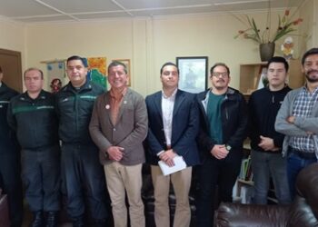 Municipalidad de Aysén presta ayuda a gendarmería en proyecto para mejoramiento eléctrico CET de Valle Verde