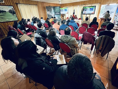 Equipos de Seguridad Municipal se capacitan para desarrollar trabajo operativo con Carabineros