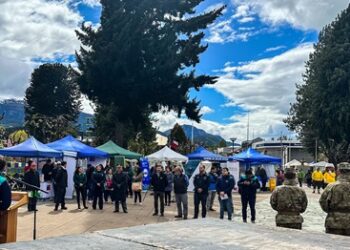 Mesa de la política de educación ambiental interviene plaza de Coyhaique con “Feria de Desarrollo Sostenible”