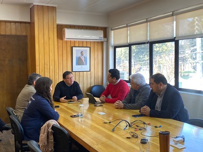 Reuniones con funcionarios y autoridades regionales marcan las primeras horas del nuevo director del Servicio de Salud Aysén