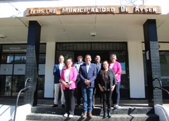 En sesión solemne asumió la nueva Concejala de Aysén Mónica Navarrete Matamala