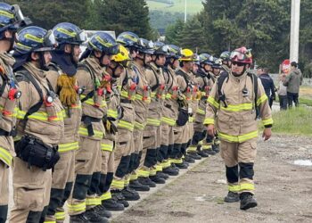 Héroes del Fuego: Tercera Compañía de Bomberos de Coyhaique acreditada como unidad forestal