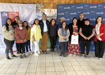 Con apoyo de Sence mujeres de Bahía Murta y Puerto Sánchez se capacitarán como Operarias de Retroexcavadora