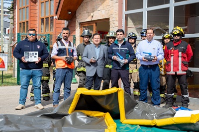 Senapred entrega estanques de 40 mil litros al Cuerpo de Bomberos