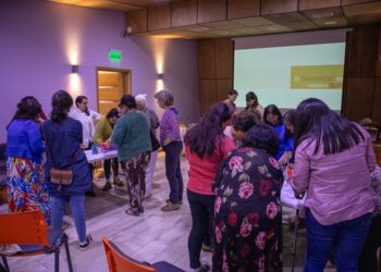 Artesanas de la Región de Aysén fortalecen sus capacidades empresariales con una rueda de negocios