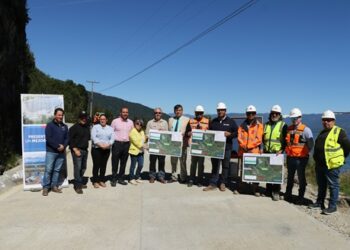 MOP PAVIMENTÓ CAMINO ANTIGUO DE ACCESO A PUERTO CISNES Y LO ABRIÓ PARA EL TRÁNSITO VEHICULAR