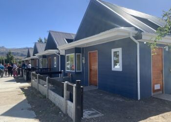 Vecinos de la comuna de Chile Chico recibieron su casa propia