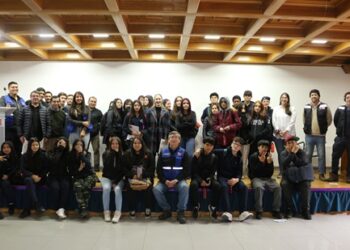 MÁS DE 100 ESTUDIANTES Y COMUNIDAD CELEBRARON JUNTO AL MOP EL DÍA MUNDIAL DEL AGUA PARTICIPANDO EN FERIA DEL AGUA Y OPERATIVO DE ATENCIÓN A LA CIUDADANÍA