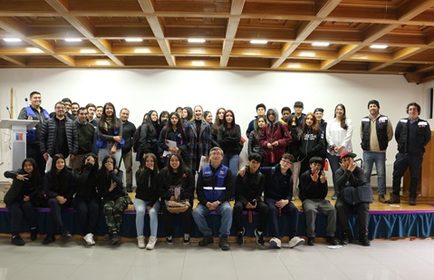 MÁS DE 100 ESTUDIANTES Y COMUNIDAD CELEBRARON JUNTO AL MOP EL DÍA MUNDIAL DEL AGUA PARTICIPANDO EN FERIA DEL AGUA Y OPERATIVO DE ATENCIÓN A LA CIUDADANÍA